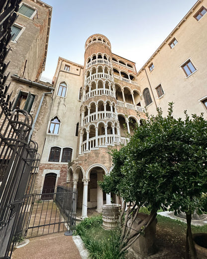 Scala Contarini del Bovolo